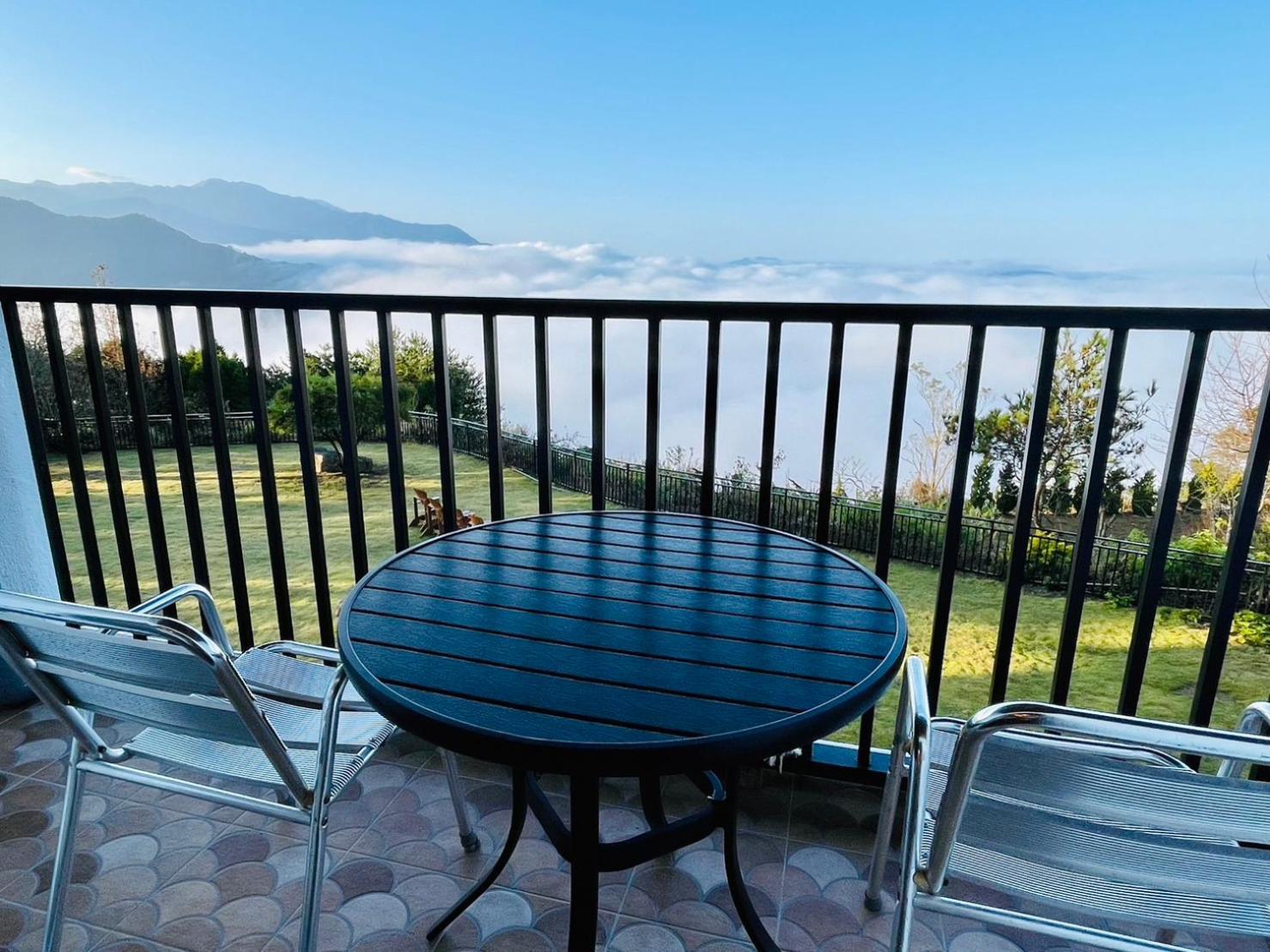 Junyi Landscape Villa Ренай Екстериор снимка